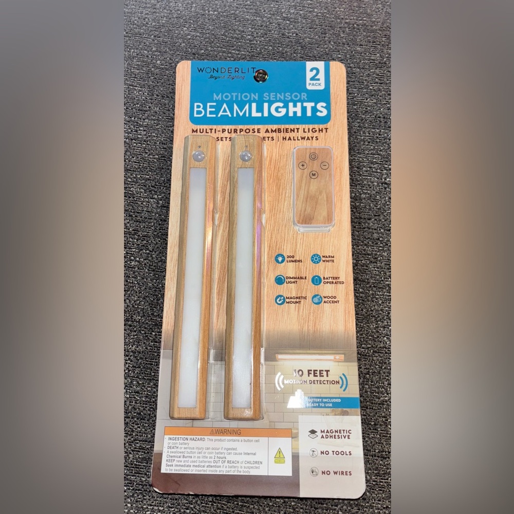 MOTION SENSOR BEAM LIGHTS NO TOOLS NO WIRES